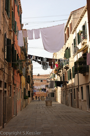 Venice Laundry 2